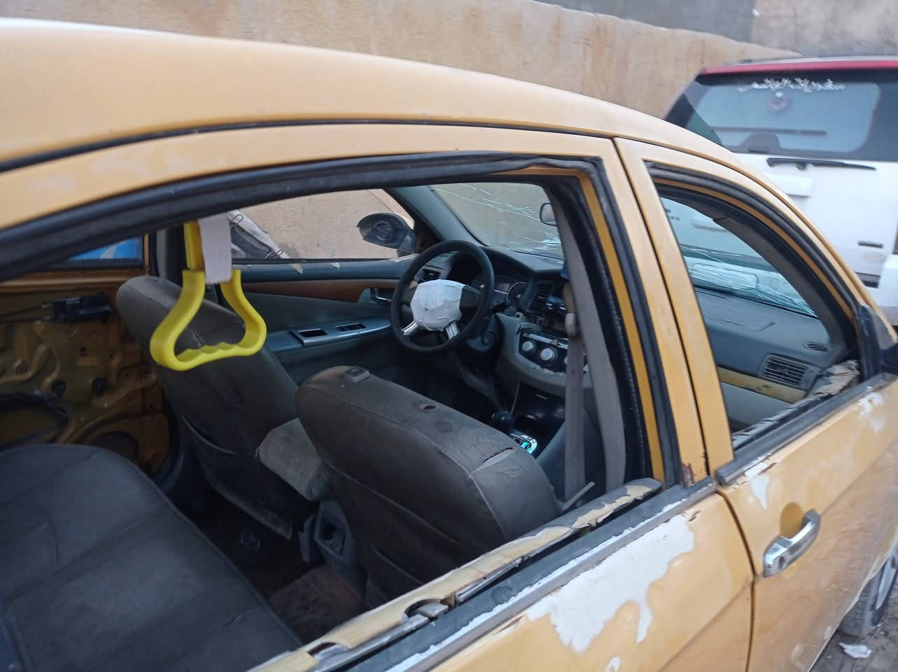 السلام عليكم سياره نيفان للبيع سياره مكينه جير حداديه كفاله سنويه منتهيه 2022 رقم احمر بصره مكان بصره ابو الخصيب حمدان سياره اسيا صبغ ماكينه كورولا طير اتوماتيك سعر السياره 13 بيها مجال مستعجل على بيعتها لا اكو راوس موديل 2011 رقم التلفون على الواتساب ***********
