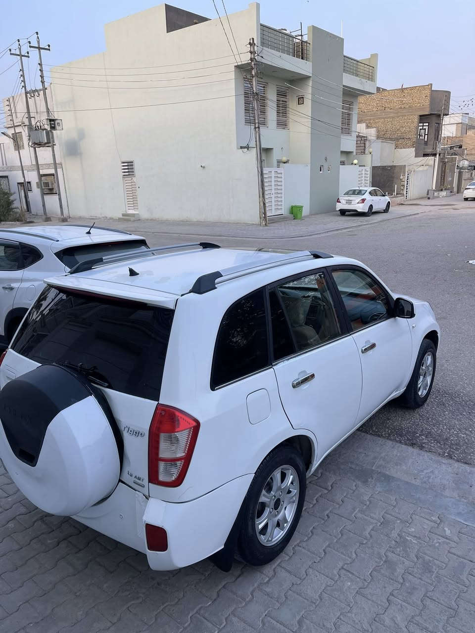 الهم  صلي على محمد وال محمد 
سلام عليكم عندي تيكو موديل 2013 رقم نجف دولي 
سياره كلش جديده ومتعبانه سياره مكينه كير حداديه كله مكفول ع فحص  تخم  تاير مكفوله لا ضربه لا تبديل سياره كلش جديد سياره فول تيكو معروفه مكاني نجف 
الي شراي يتصل ع رقم وتساب او رصيد
***********
