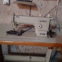 مكينة خياطة • تشتغل • ما تعرف تخيط