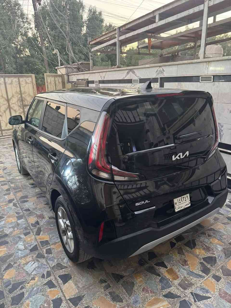 السلام عليكم للبيع فقط
كيا صول موديل 2024دخول جديد بدون رقم منفيس بسمي بيها رقم فحص مؤقت المواصفات Sرادرات امامي خلفي جانبي مكينه 2000دوش توقف ذاتي 
ويل كب  تحديد مسار صور الحادث ورقم شاصي بل منشور بدون ايرباك بدون تبديل فقط قبق جنطه صبغ جديده لوك ماشيه 26 الف السعر 145$ ورقه مكاني بغداد جديده الاتصال‬

‭0773 548 4352‬
