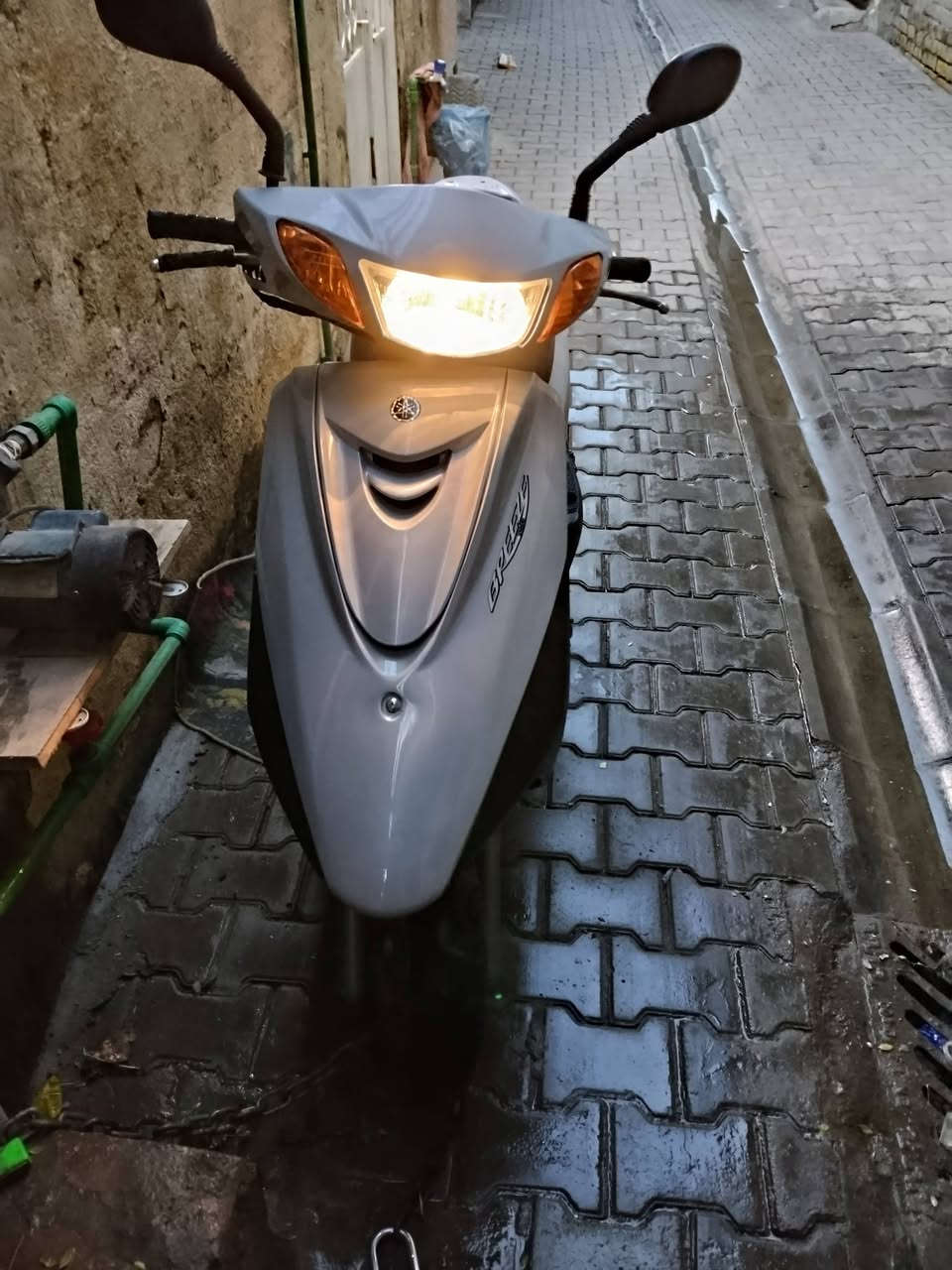 السلام عليكم اكزز مرقم بغداد تحويل ثاني يوم السعر 18ورقه رقم صاحب الدراجه الناريه *********** مكاني بغداد شارع حيفا
