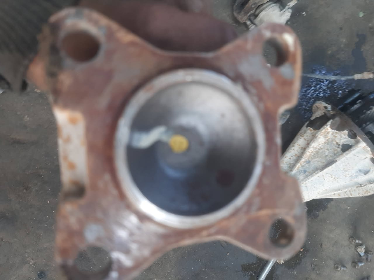 للبيع حجم الكسل ٤٣  رقم ***********
