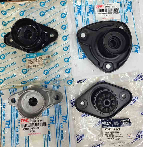 (ادوات صدر)(النترا)(2008---2025)
✅كافة انواع السيارات الكورية ✅
وبأسعار تنافسية جداً 💸 

1️⃣بوش امامي+خلفي كوري 
2️⃣طوبات امامي كوري 
3️⃣روط امامي كوري
4️⃣شمعات امامي كوري 
5️⃣لاستيك مشروح كوري 
6️⃣دبلات امامي+خلفي كوري
📌 بغداد جسر ديالى الجديد 
📌الحي الصناعي الكراج الرابع 
للتواصل او الاستفسار على👇🏻
☎️:***********
