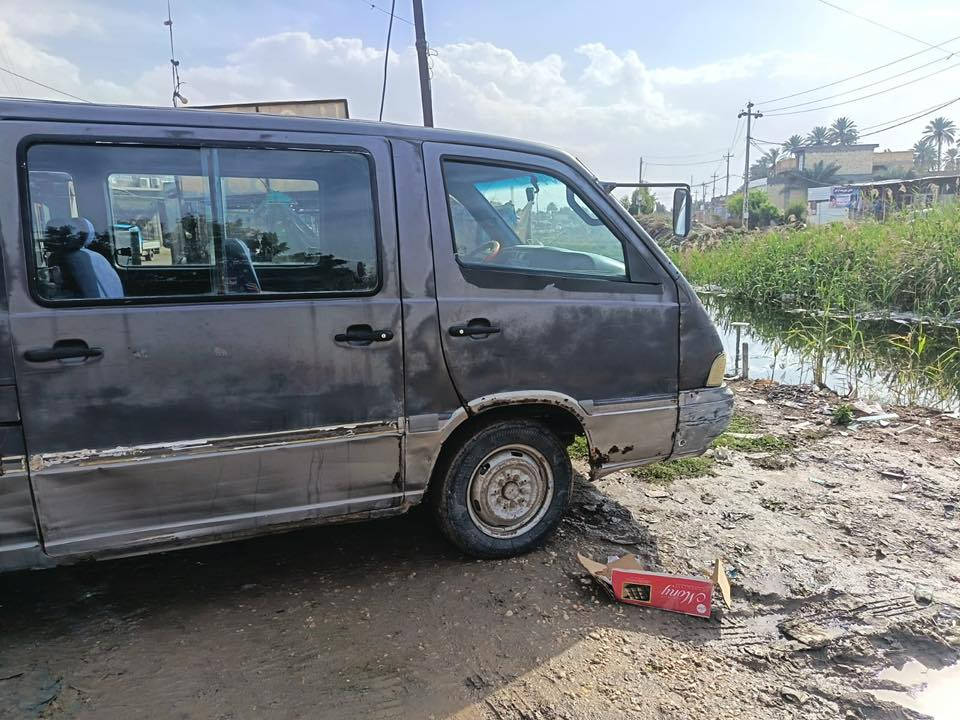 سلام عليكم ستانه موديل 95 رقم نجف سنويه عضم عاج مكينه وكير جدد السعر 17 وبيه مجال مكاني حله ***********
