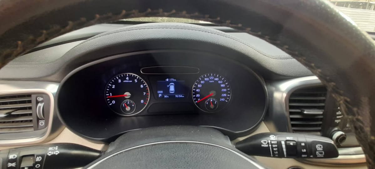 سورنتو 2019
ماشية 73 
السعر 230

بيهة 3 طخات بسيطة بدون صبغ  وبارد والسيارة شرط التحويل

كير ومحرك مكفول

ويل كروم

مرى كهرباء شفط

اشاره ترحيب

يدات نيكل

بردات خلفيه

کشنات 2 كهربائي

كامره خلفيه 

شاشه كبيره

شحن لاسلكي

اشاير بالمري

ثلاثة انضمة تحكم قيادة

تحكم ستيرن

ثلاث قطع تبريد
للتواصل ***********
