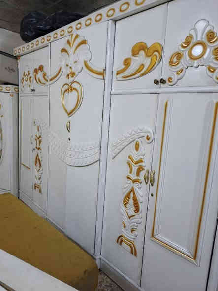 السلام عليكم
عندي غرفه صاج عراقي. 4 ملم
نضافه 80/💯 التراث 
800 الف وبيها مجال 
رقم/ ***********
