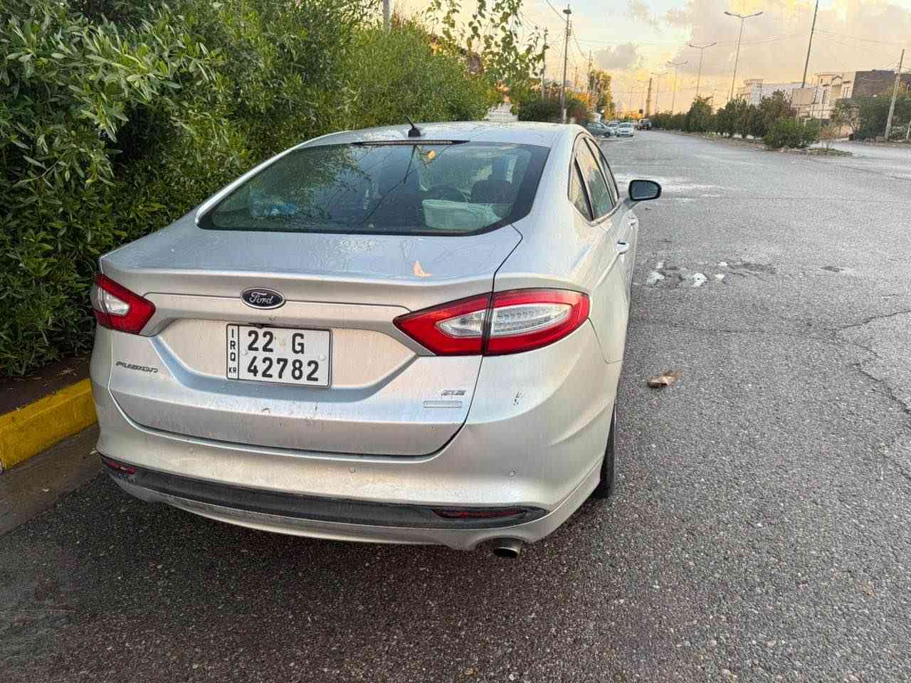 ‎فورد فيوجن  2016بجم كبس بيها ضربه بالجاملخ خلفي وشوي من باب خلف سايق موصفاتها sel تبريد خلفي شاشه  مواصفاتها معروفه الفول بس بدون سلايد
مكينه ١٥٠٠ المعروفه 
السنويه باسمي لل ٢٩ 
كامله بدون نقص مكان اربيل 
١٠٦ مجال بسيط 
*********** أربيل, العراق
