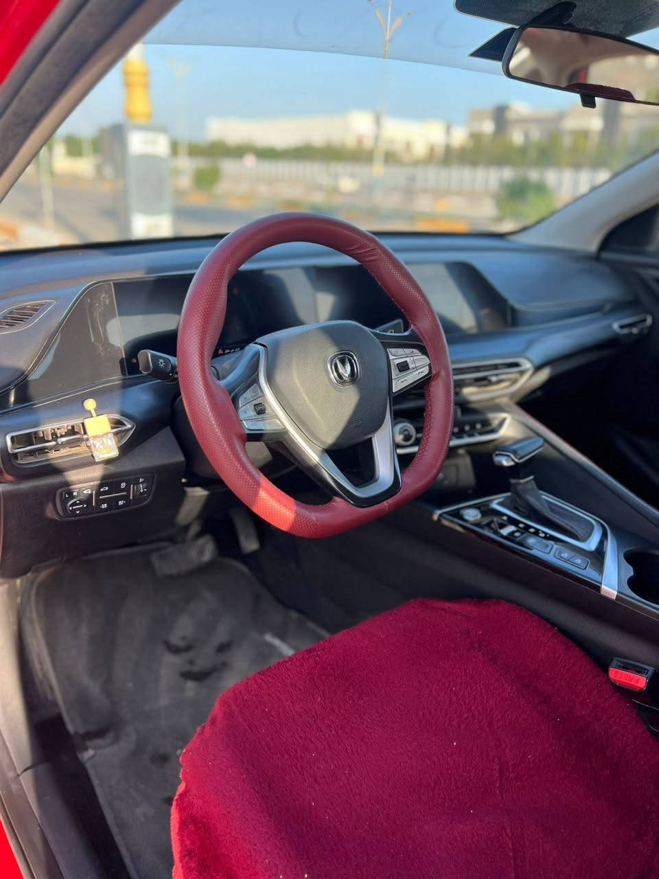 شانجان ايدو بلص فئة S 
ماشيه 112 الف كيلو 
قطعه صبغ جاملغ ايمن امامي 
رقم اربيل جديد وهزه جديده 
مواصفات بانوراما وراداردات وحساسات وتحكمات وكشنات تبريد وهواي مواصفات 
محرك 1400  توربو الارغب 
من الدعاميه للدعاميه مابيها اي نقص السياره
مكان السياره كربلاء

رقم صاحب سيارة ***********
