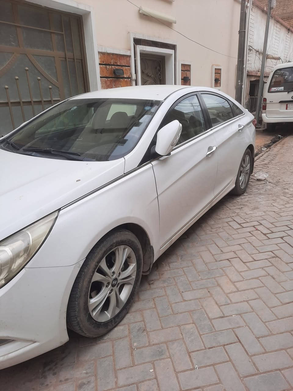 سلام عليكم سوناته خليجي للبيع او امراوس بدون صبغ فقط بارد او جراد قليل السعر ١٢٠ او بيه مجال رقم سليمانيه العنوان بغداد ***********
