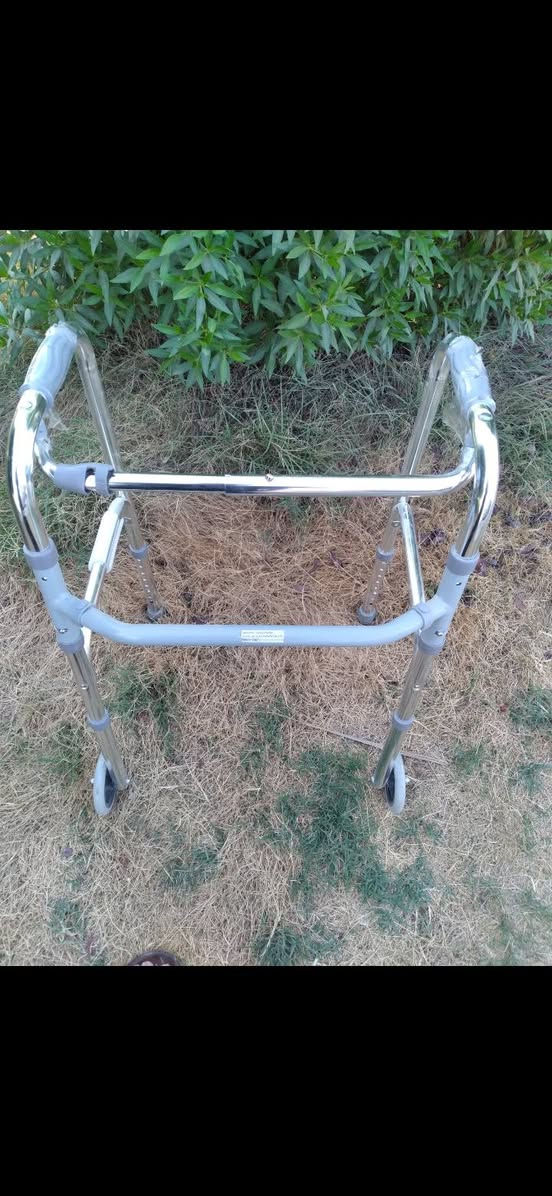 غراض للبيع


**إذا كنت صاحب هذا الإعلان وتريد حذفه لأي سبب، رجاءا أرسل رسالة إلى الدعم الفني**