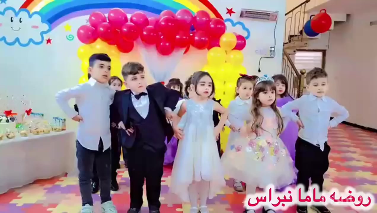 الى من تألقت اخلاصا وتضحية حبا وعطاء لك جبالا من الذكر على هذا العطاء (عيد المعلم) ❤️❤️❤️
***********
