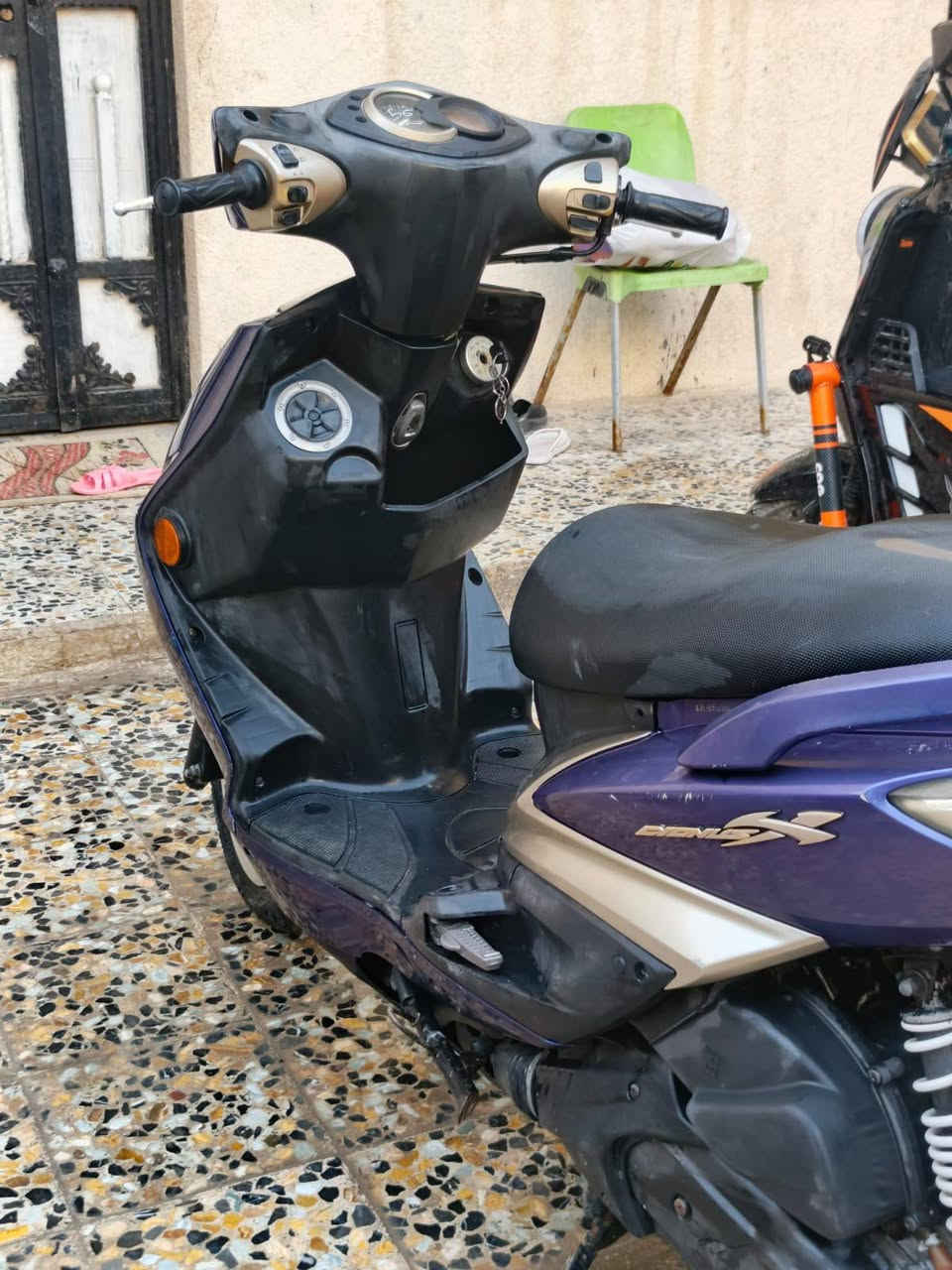 دراجة سكنس ياباني فحل نوزل
دراجة مكفولة من كلشي رمبة 
السعر مليون و600
البصرة / المطيحة 
***********
