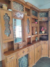 غرفه نوم    خشب صاج عراقي للبيع غرفه نضيفه وكويسه هذا رقمي 07846074431