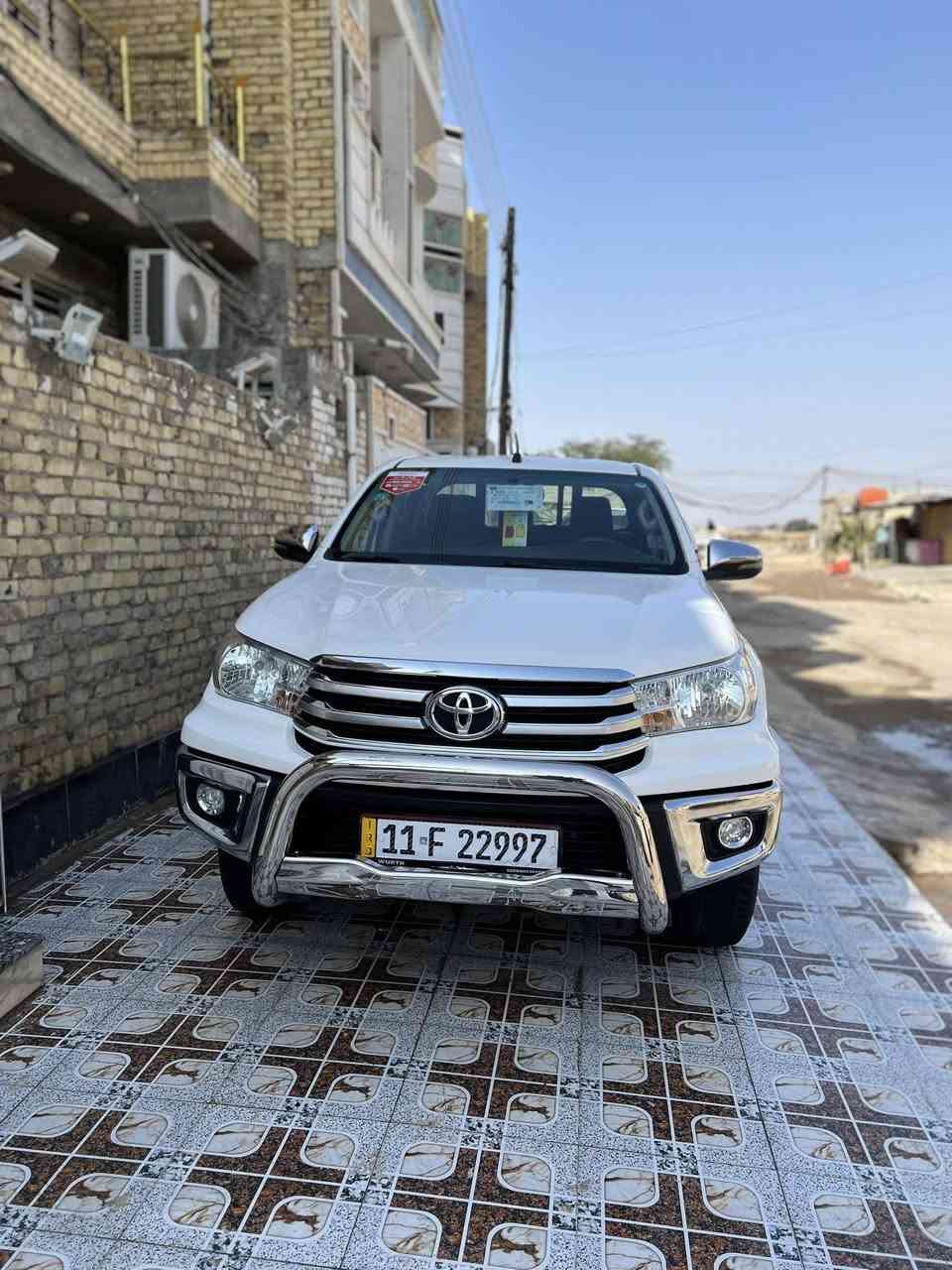 سلام عليكم هايلوكس موديل 2020 رقم بغداد بسمي كفاله عامه سياره جديده سونار  مرفق بالصور السياره جديده ماناقصه برغي ماشيه 113 تبريد كشنات شركه ساز السعر 285 وبيه مجال بسيط الاستفسار ***********
