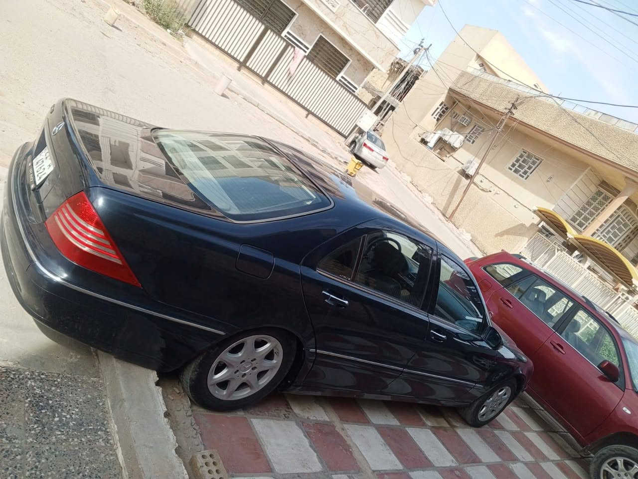 غواصه ٢٠٠٠ حجم ٣٢٠ سته سلندر جديده مكفوله صدر محرك كير تبريد ثلج بسمي سنويه ٢٠٣٠ السعر ١٢٠ ورقه الاتصال (***********)
