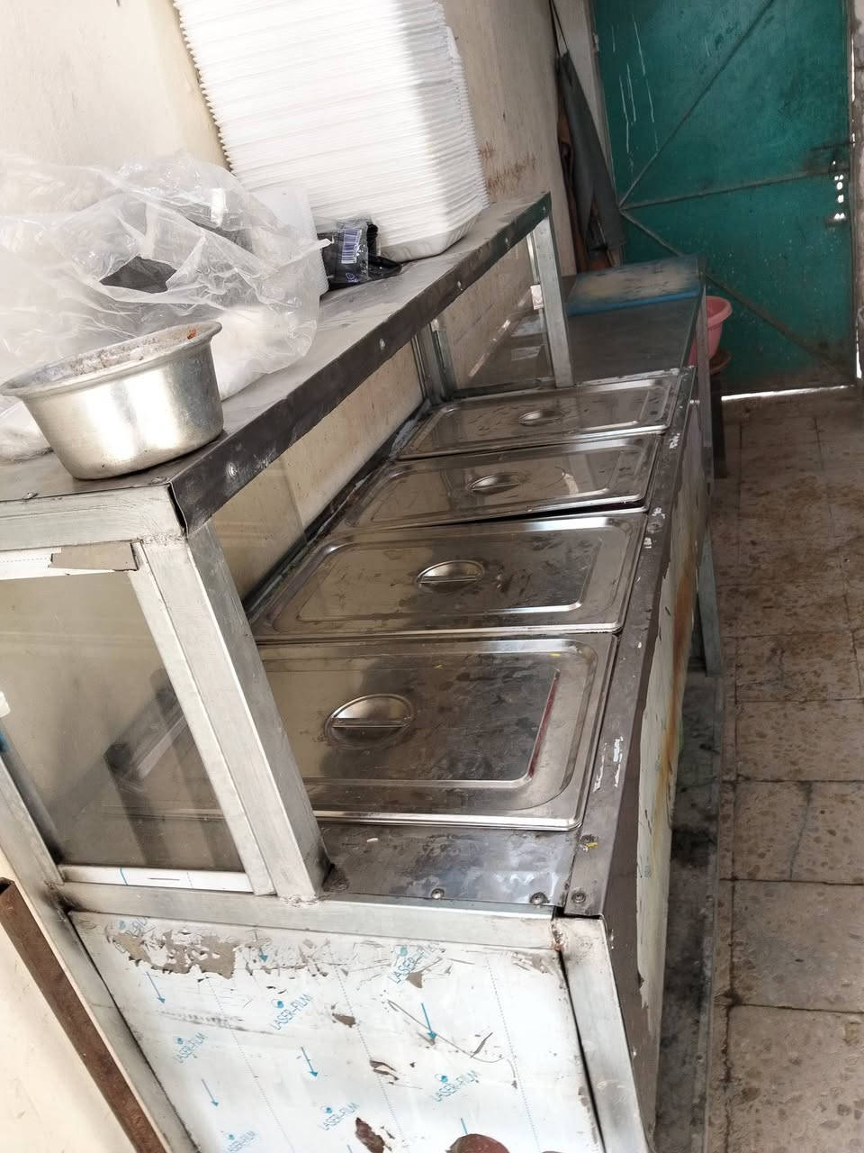 ش
السلام عليكم شوايه دجاج ام السته شغاله اخت الجديده استخدام قليل للبيع مع حمايه 4 بلانك للبيع مكان سبع البور مدخل السوداني الاتصال ***********
