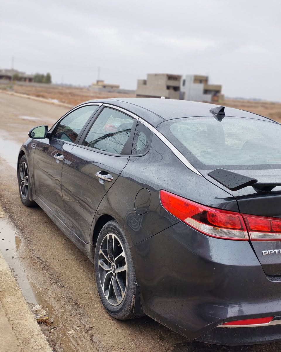 سلام عليكم 
سيارة كيا اوبتما رقم اربيل 2016

قبق جنطه امبدل بدون حوض

وجاملغ خلفي صبغ بدون تبديل

فول ماعدا الفتحه 

صدر امامي خلفي جديد 

تحكم استيرن

تحكم كشن 

بصمه وتشغيل عن بعد 

اشاير مري شفط

ماشيه 145 الف كيلو

ويل 17 وتخم تاير جديد

مكينة معلاية وكير كفاله 

مكان سيارة ديالى بلدروز 

السعر 120 وبيها مجال

رقم الهاتف ***********

***********
