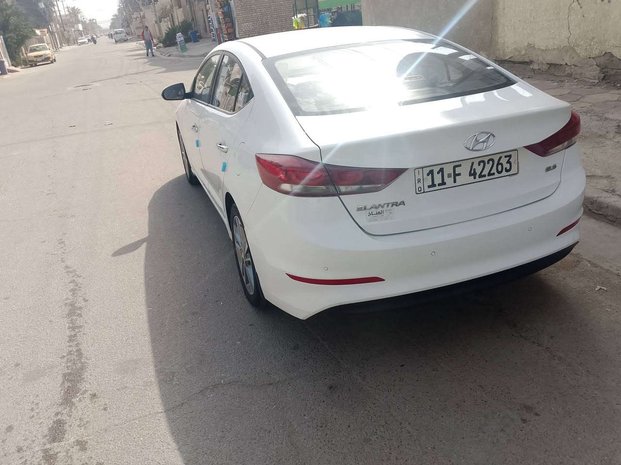 سلام عليكم من رخصت لادمن النترة موديل 2017وارد خليجي سيارة مواصفات فتحة سقف مري شفط وشارة بلمري شاشة كامرة حساسات ويل كب حجم17 يدات نيكل التبريد قطعتين شاشة عطلات بادشبول بيهة 3سونرات بيهة بس الدوس نص ابنص والسونر جديد ناشرة  سيارة جاهزة السعر 152رقم الهاتف ***********
