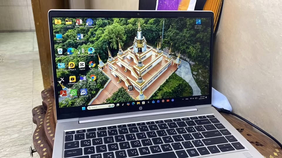 Hp pro book 445 g9  للبيع المكان بغداد
نضيفة جدا على وضع الشركة 
256 الرام 8 مرتبة وحلوة 
***********
