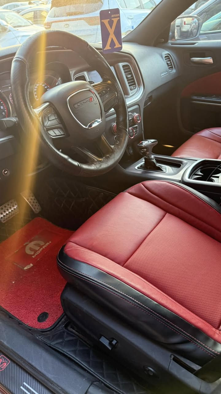 جارجر 21 خليجي 
جي تي فول مواصفات 
وكالة هارلم 
رقم اربيل باسم شركة 
6سلندر 3600
ماشية 69 الف 
فتحة سلايد 
تشغيل عن بعد 
دخول ذكي بدون مفتاح 
كشنات جلد احمر بلاد 
كراسي كهربائية 
ويل كروم قياس 20 انج 
شاشة 
كاميرا 
حساسات خلفية 
طخم تاير جديد 
حدادية جديدة 
السيارة كفالة عامة من الدعامية للدعامية 
السيارة مابيها دينار مصرف 
فقط بيها تكحيل اربع اصابع 
بحافة الجاملغ الايمن 
السعر 290$بيها مجال قليل 
مكان السيارة البصرة 
***********
