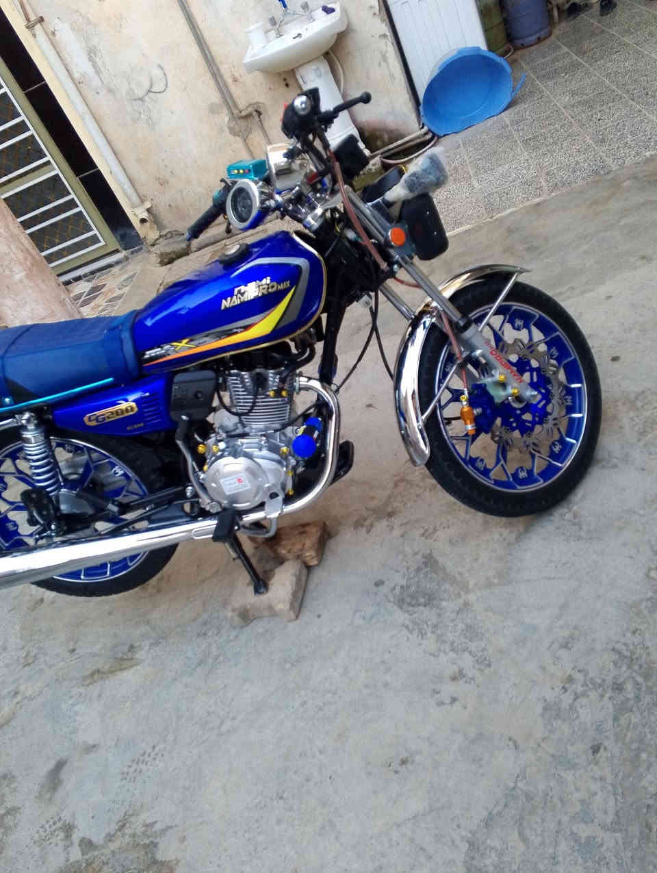 دراجه للبيع نام برو موديل 2025 محرك 200 دراجه نضيف مكفوله من كلشي تجي تاخذ وتتطلع السعر 850وبيه مجال المكان منصوريه الجبل موجود خاص وهذا الرقم اتصل ***********
