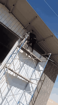 سلام عليكم. مستعدون لعمل كافة الجملونات داخل حديثة وخارجها
للاستفسار الاتصال ***********
