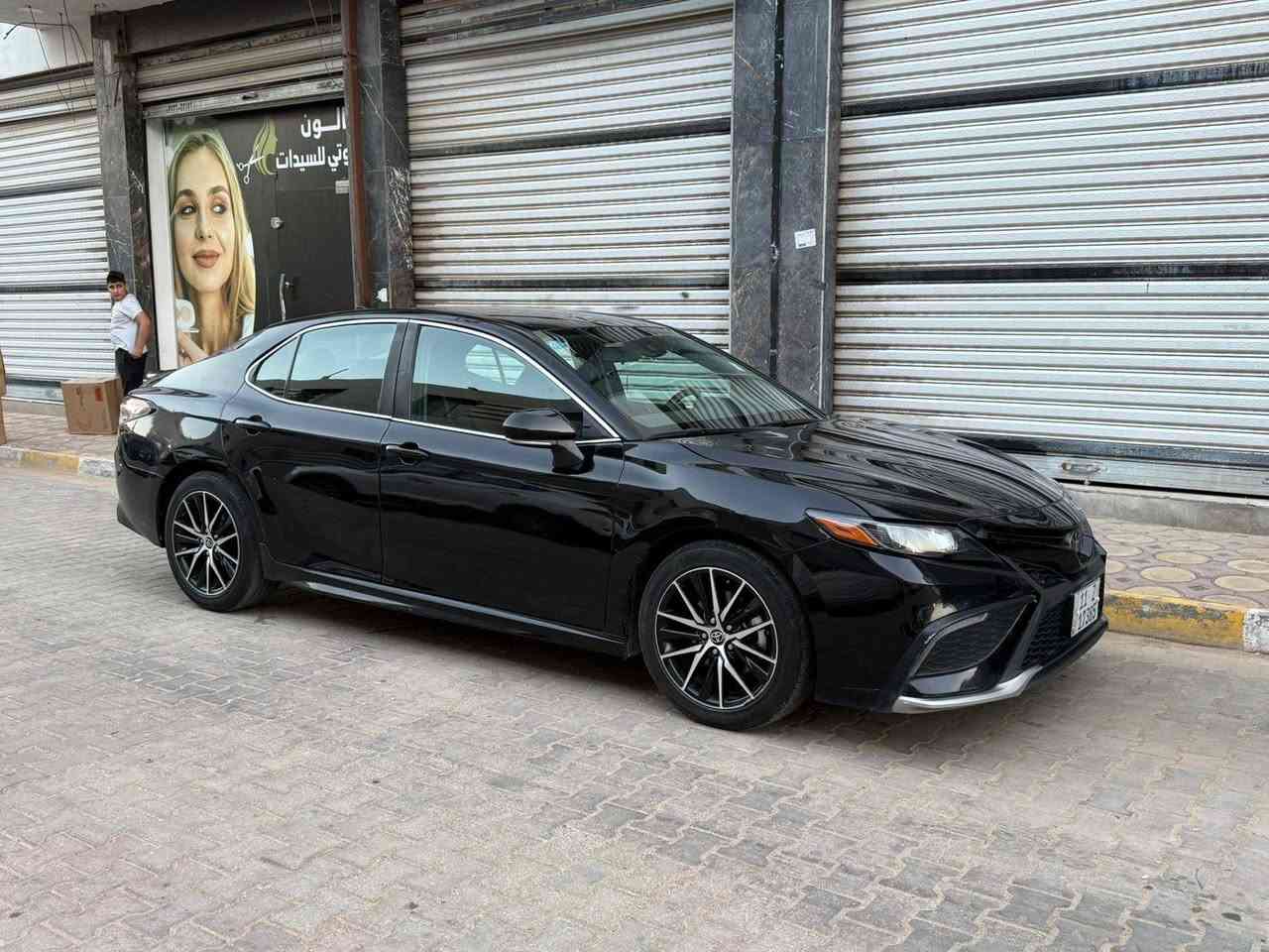 كامري 2024 SE للبيع وارد امريكي 

 السعر 170 قابل للتفاوض 

 بجم كبس مطاك ايرباك (فقط برده)

بانزين رقم بغداد تحويل مباشر 

مواصفات الـ SE
1- كشنات جلد 
2- تحكم استيرن
3- كامره خلفيه 
4- كشن تحكم كهربائي
5- مري تحكم كهربائي
6- كت كامل شنايزرات 

 الحادث والسونار واتساب حصرا 

السعر 170 قابل للتفاوض 

مكان السياره بغداد حي الاطباء بلجهاد قرب خدمي شارع المطار 

للاستفسار‬   ***********
