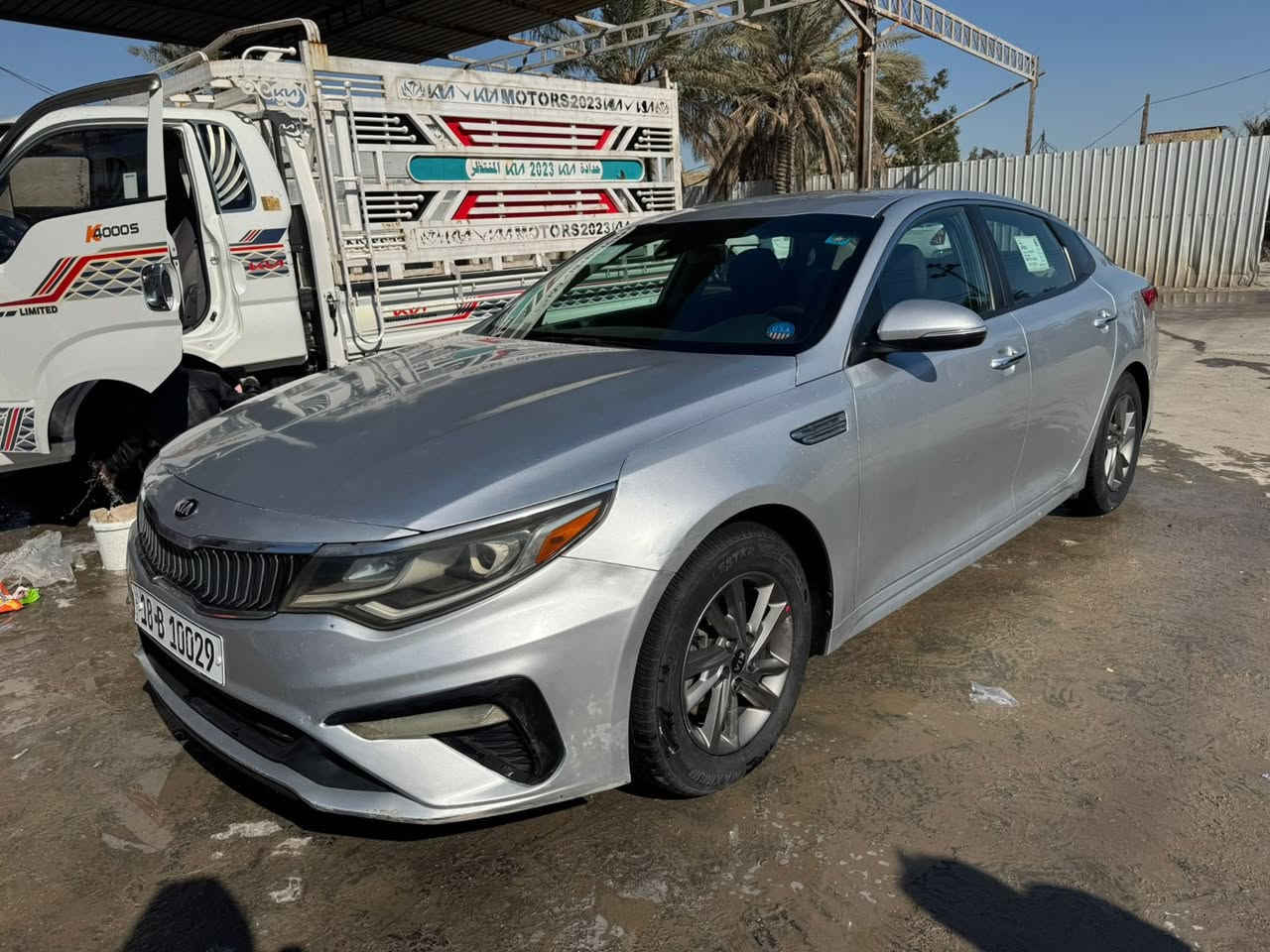 السلام عليكم اوبتيما موديل 20 حره رقم بابل بأسمي للبيع وارد امريكي ضربه خفيفه جاملج وبنيد بدون عابر مواصفاتها 
حساس امامي خلفي 
تحكم جهتين 
كامره خلفيه دواره 
مانع انزلاق 
شاشه كبيره 
حاكيه بلوتوث 
تبريد ثلج 
جرس سرعه 120 كلشي بلاد شركه
ماشيه 99 وقابله للزياده 
محرك كير  كفاله 
للاستفسار الاتصال ع الرقم *********** غير متواجد ع الخاص السعر 145 مع المجال المكان السماوه
