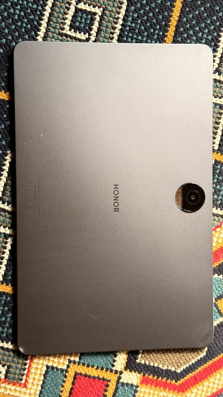 Honor Pad 9
رام 8

معالج snapdragon 8 gen 1

هارد 256 

كامل ملحقات كيبورد عربي انجليزي و كارتونة و شاحنة 

و قلم (منفصل ب 20) سعره الجديد 35 الف دينار

السعر 290 الف

العنوان بابل

 ***********
