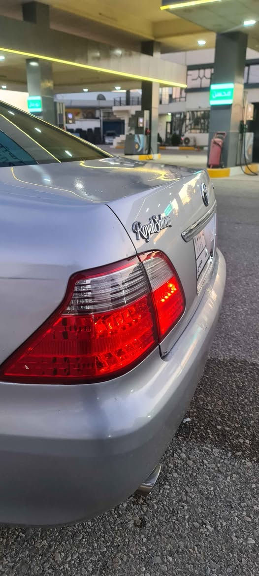 شاهینە براوە براوە 2006 2 دوگمە ناو کرێمی 182 بێ دوکەڵ و هەڵم  4 تایە ی لۆکی لە ژێرایە کامل گاعی و سپێر و مسروف کراوە سە یارە کە رۆنی هایدرۆلیک  و گێر و مە کینە ی گۆراوە سوکان کاربا و کامل مسروف شانسی کۆسرە و کڤە ر گۆراۆو بە شەرت 👍 سعری 46 گەڵا و مجال سلێمانی *********** السليمانية, العراق
