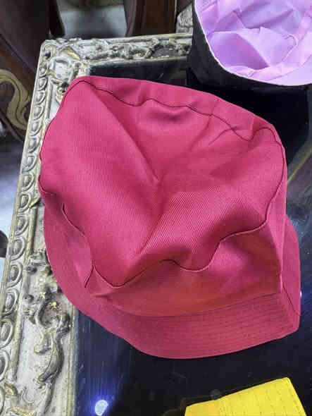 قبعات رجالي - نسائي 
جملة فقط للاستفسار ***********
