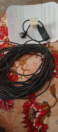 منظومه انترنيت عدا الراوتر للبيع جديد ماصارلي هواي من أخذته حدود شهرين...