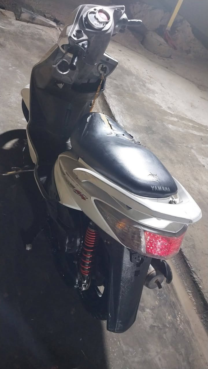 سلام عليكم دراجه سكنس دراجه مكفوله كفاله عامه من تبخير وتنقيص وخير من الله الدراجه شلعه ومعدل تكل الكاع اكل الحلوه كلش دراجه عواني بغداد الزعفرانية/السعر (750) وبيه مجال قليل متواجد خط كثر شي ***********
