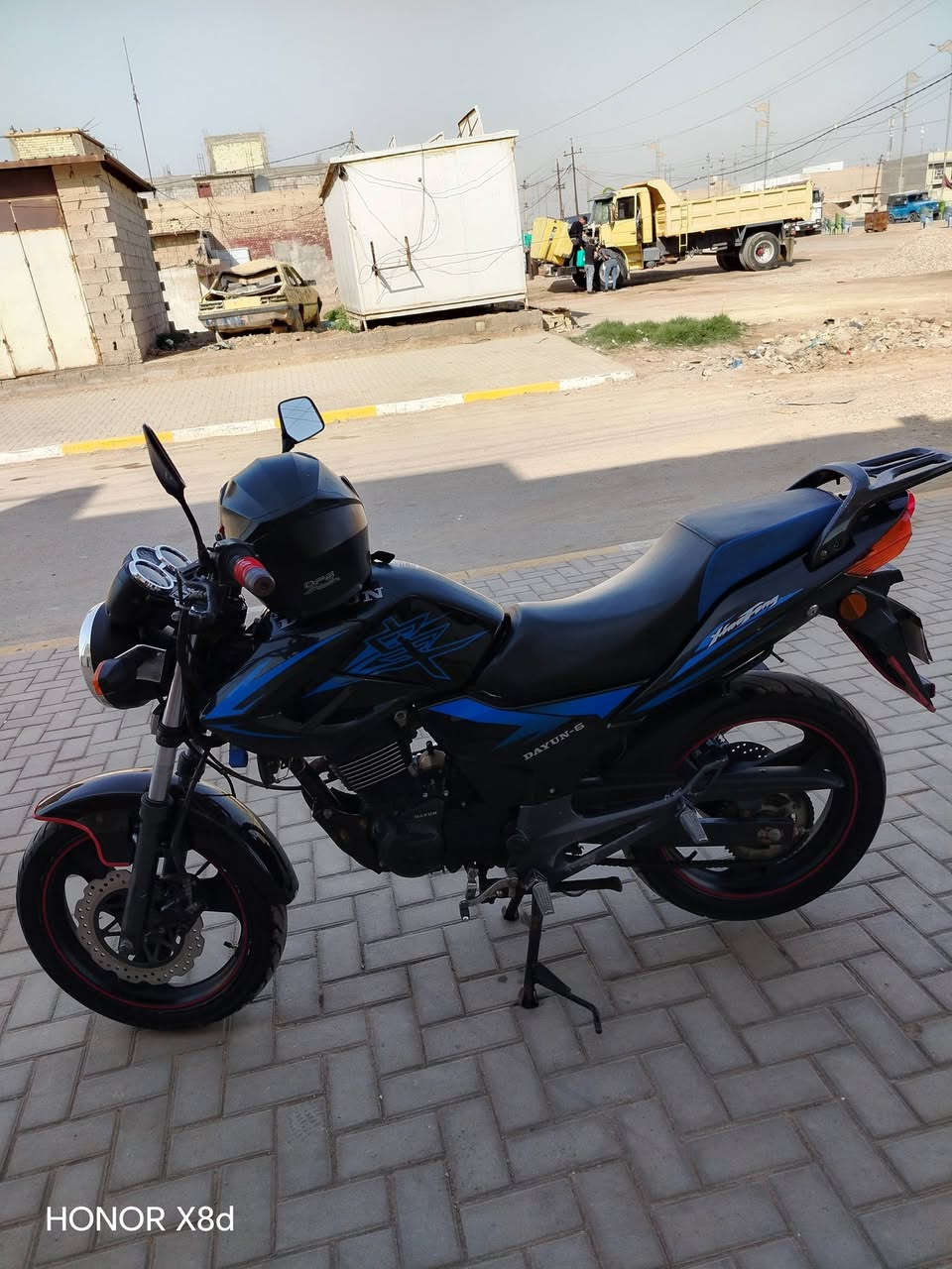 سلام عليكم شباب 
دايوان للبيع اخت الجديد دراجه خير من الله مرقمه رقم وسنويه بسمي للتواصل ***********
