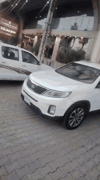 سورنتو خليجي 2013 شكل ل14 
رقم شمالي تحويل ثاني يوم 
كفاله عامه
ماشيه 170
4 سلندر 
7 راكب 
فول مواصفات عدا البانوراما 
محرك كير كفاله
السياره جاهزه من كلشي 

السعر ١٦٥ وبيها مجال 
***********
