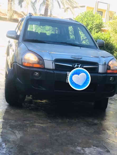 توسان خليجي ٢٠٠٩ رقم ديالى بيها قطعه صبغ وحد ومو حادث بسبب جراد فقط محرك وتخم محرك وكير بشرط ماشيه ١٧٣ ومابيها اي نقص كفاله للاستفسار رقم 
***********
@إشارة
