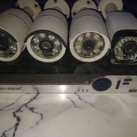 جهاز و ٤ كامرات بدون ملحقات ب ٤٠ المكان بغداد المعامل 07700195042