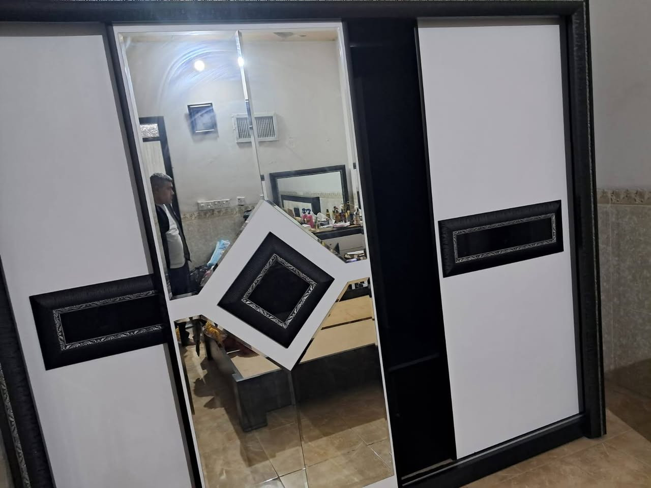 اربيل حي زيان طريق كركوك مدخل اربيل خلف القصر الابيض كاونتر 150 3 قطع سنك مرمر مترين الغرفه 150 وبيهن مجال مع نقل اربيل


**إذا كنت صاحب هذا الإعلان وتريد حذفه لأي سبب، رجاءا أرسل رسالة إلى الدعم الفني**