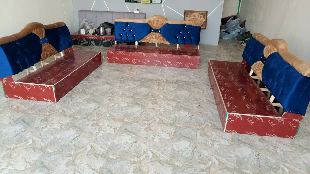 سعر متر ٧٠ الف بلاويد احمر والظهر بلاويد احمر اسفنجه اكسترا ظمان مفتوح معه كوشات وطبله وسط هديه العنوان دلي عباس


**إذا كنت صاحب هذا الإعلان وتريد حذفه لأي سبب، رجاءا أرسل رسالة إلى الدعم الفني**