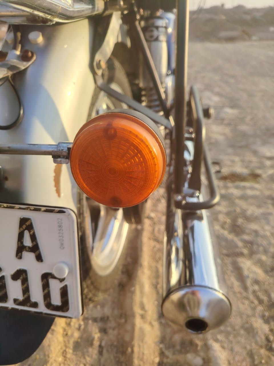 السلام عليكم امزت 1980  اصولي أرقام انكليزي تحويل ثاني يوم مكينه 82 كصه خمسه لحيم بل خشم فقط مكاني واسط كوت  ***********
                  ***********
مكلف بل نشر
