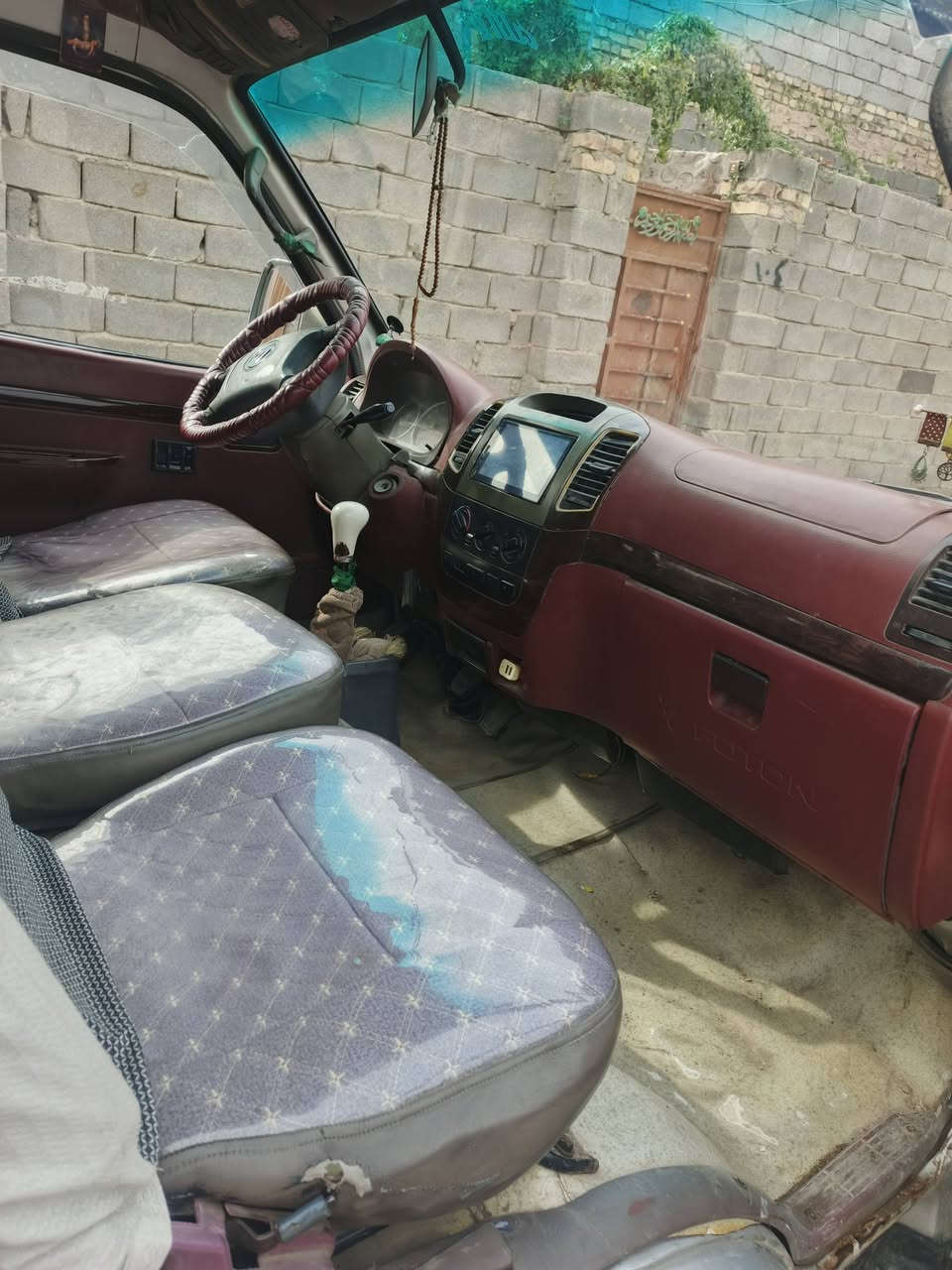 السلام عليكم فتون موديل 2013 مكفوله من ضربه وصبغ رقم انكليزي بغداد مكينتهه ونجي لا تبخير ولا تنقيص سياره حلوه ومكفوله تحويل ثاني يوم مكاني بغداد سبع قصور رقمي ***********
