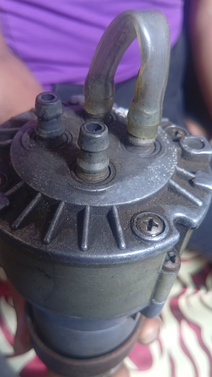 لبيع براد يطالي سلف محور نقص بواقة
***********
120 الف 
بغداد
