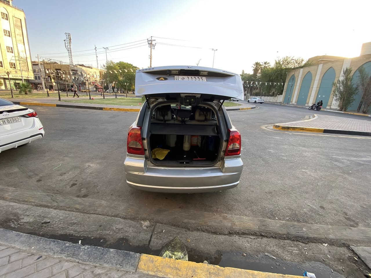 السلام عليكن دوج كاليبر 2010 السياره نقصها مكينه وطوبات صدر امامي الخلفي نظيف تبريد مكفول ثلج كير مكفول 6 نمر عادي اوتو ثلاجه شغاله سستم صوت دمام يخبل غرفتها جديده سبير جديد رقم بغداد تحويل ثاني يوم السعر 52 بيهه مجال قليل ***********
