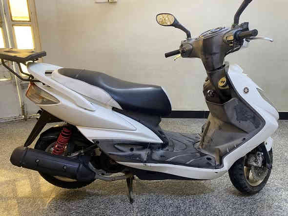 سلام عليكم دراجه للبيع سكنس فحل ياباني نوزل خطين قبق نفخ استان كهربائي ماشيه ٢٩ الف دراجه جديده صارلهه ٦ اشهر نازله من الرنبه بعده بحاله الوكاله السعر مليون ١٥٠ او بيهه مجال للطيبين مكان بغداد الدوره الاتصال ***********متوفر واتساب عل فيس ما متواجد
