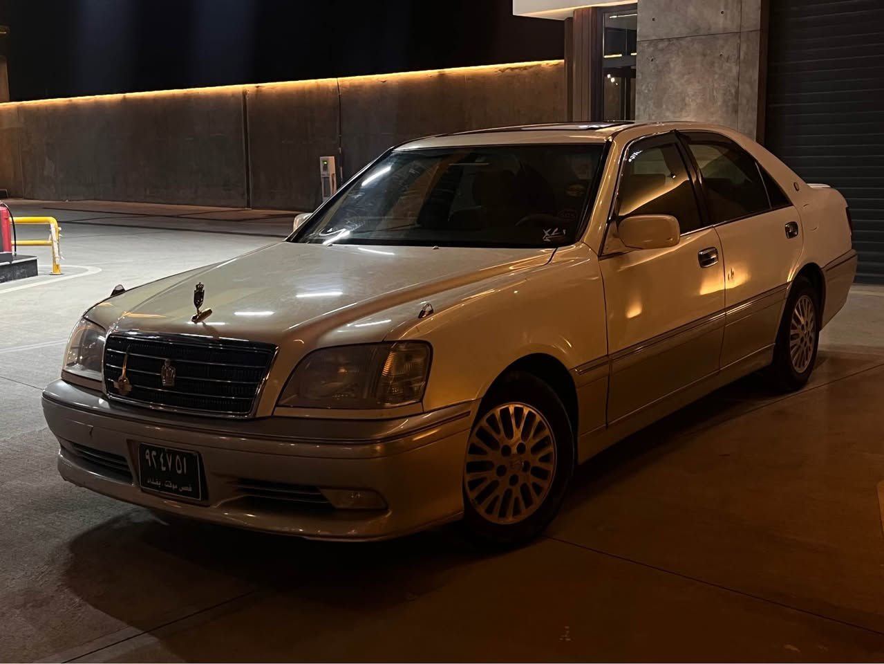 مەلیکە موسسس . ٢٠٠٣ کریستاڵ d4 بچوک ناو زەرد . هەموو شتێک لە ڕەسمەکان دیارە ماڵی دۆستە بێ مەسرەف بێ تەقەو ڕەقە کامل مەسرەف. دەعمو لێدراوی نییە سەقف و حیزام بەشەرت  سوکان و لێخوڕینی ڕەقەم یەک. سعری کۆتای ٤٤ گەڵا . ***********. مشتەری تێلکە مەجالی کۆمێنت و چاتم نییە❤️ السليمانية, العراق
