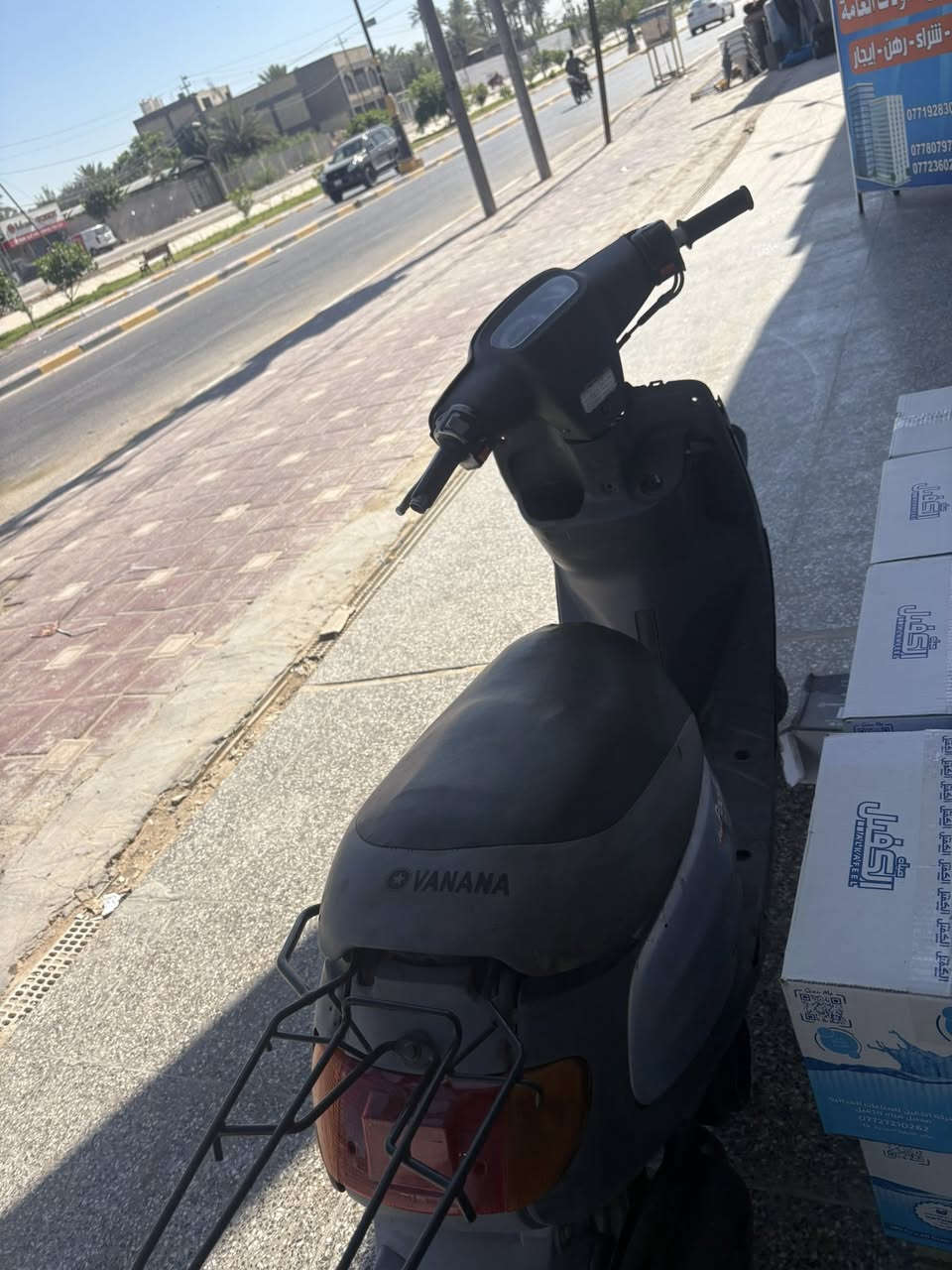سلام عليكم دراجه منغولي للبيع دراجه نضيفه بس يحتاجله سله وجاهزه مابيها شي كهربائيات كامله مابيه نقص بس سله سلف شغال هندر رايده ٣٠٠ الف وبيه مجال للاستفسار ***********
