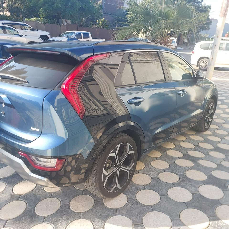 السلام عليكم كيا نيرو هايبرد وكهرباء فول بلكن  اعلى فئه موديل ٢٣ ماشيه كلين بدون حادث بدون ايرباك لاغرق ولاسرقه وارد امريكي جنطه كهرباء  سلايد روف مري شفط صندوك كهرباء كير ماوس الكشنات  ذاكره تلقائيه المخزونه 
حساسات  رادار  تبريد امامي خلفي  السعر ١٨٠ للاستفسار الاتصال على الرقم ***********
