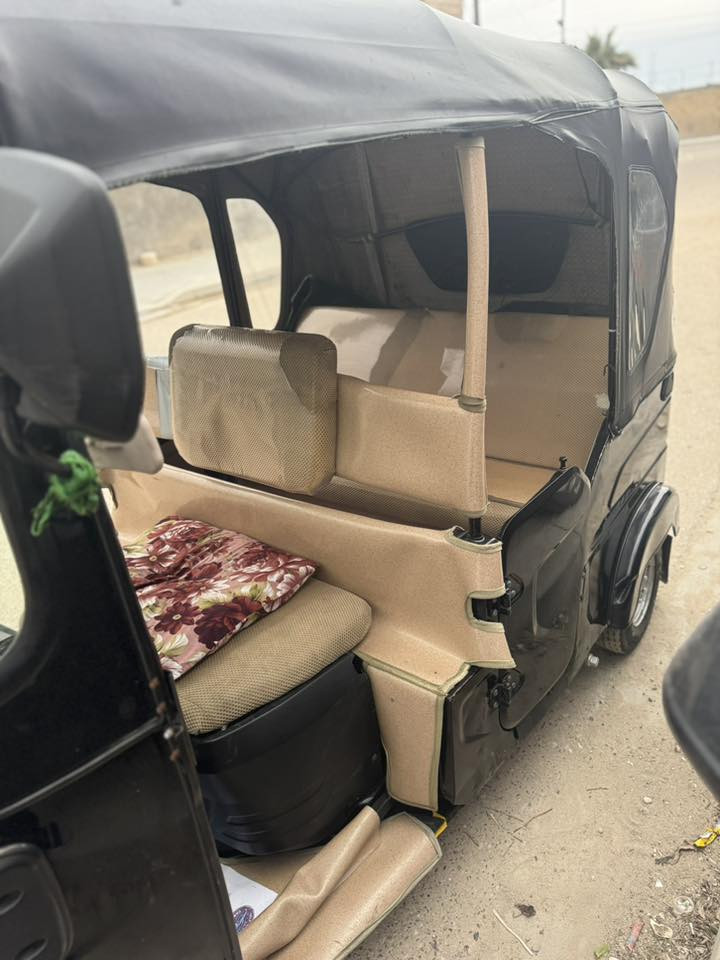 تكتك باجات مديل 22شهر 11رقم وسنويه بسمي ثاني يوم تحويل 8000وبيها مجال للشراي فقط مكاني بصره***********
