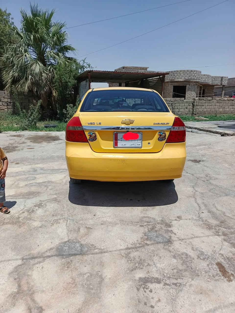 افيو موديل 2008 رقم صلاح الدين الماني
شرط الوكاله والتحويل كير ومحرك شرط
تبريد شرط ثلج تدفئه نار
صدرهه شرط مسجل اربع سماعات شاشه
داخل جديد ودوشمه جديده بيهه قطعه وحده 
 السعر 42 وبيهه مجال وترهم مقدمه 26 والباقي بلشهر مكاني صلاح الدين / الشرقاط. ويرهم مراوس 
ه/ ***********
