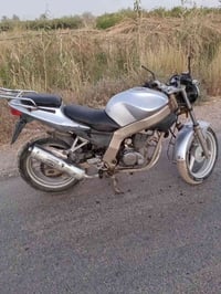 دراجه للبيع سعر 350  للتواصل 07862209153